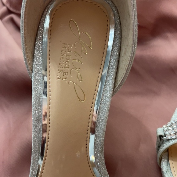 🌸Jewel Badgley Mischka Ranya Sandal🌸 - Picture 6 of 9